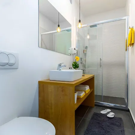 아파트 Zentrum Terra I By Interhome 리예카